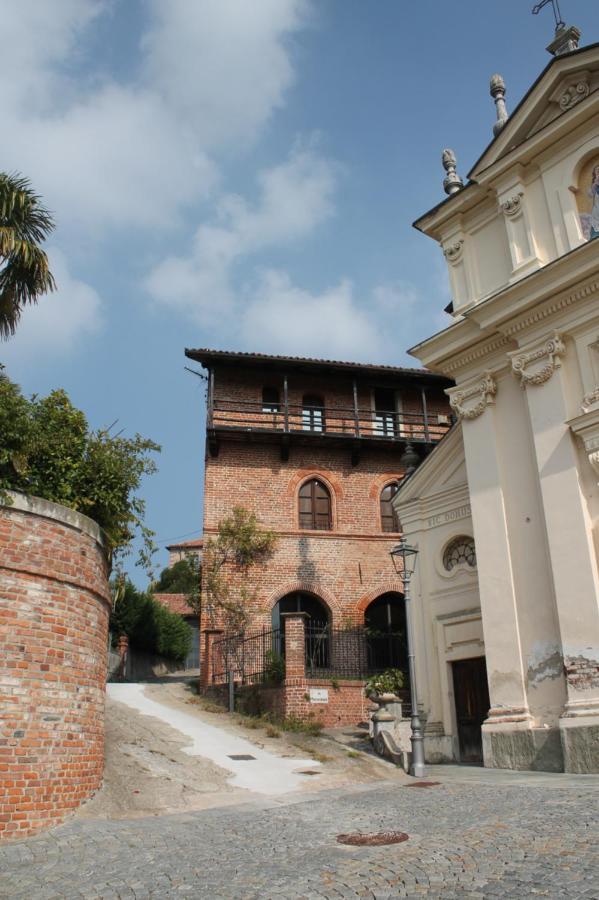 La Casa Del Castellano Hotel Cinzano Exterior foto